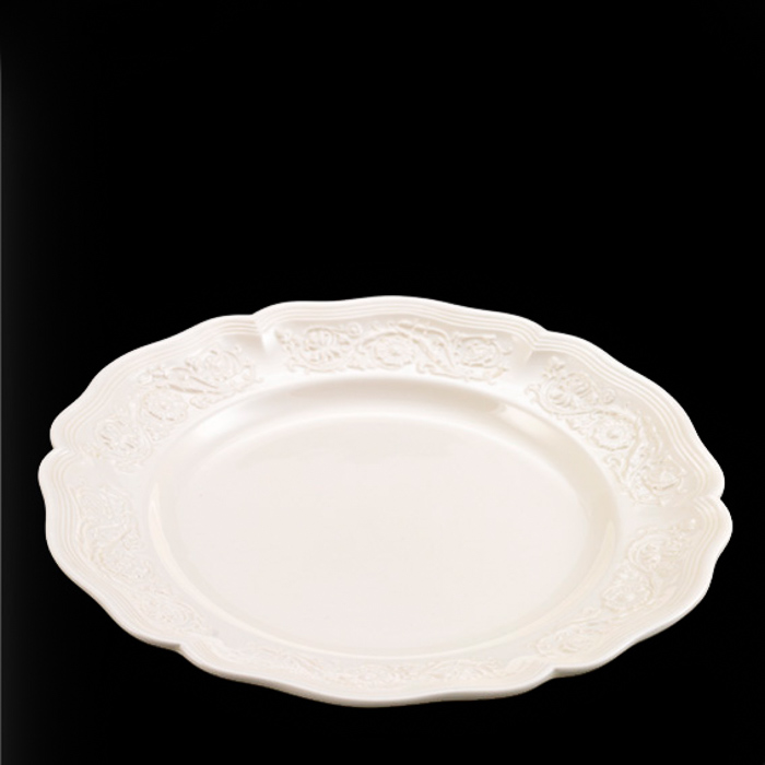 Leeds Creamware Dinner Plate