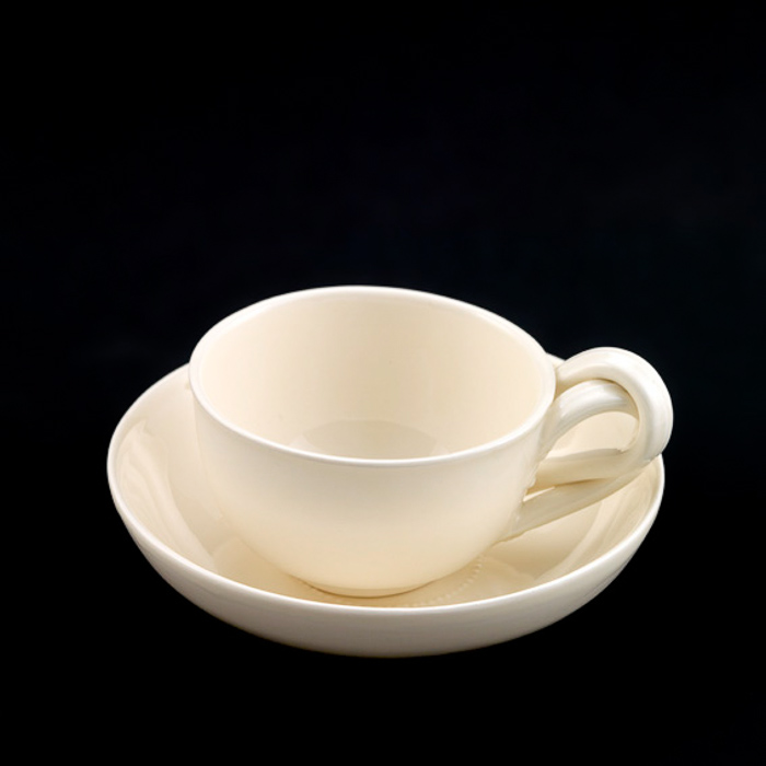 Leeds Creamware Tea Cup & Saucer Low