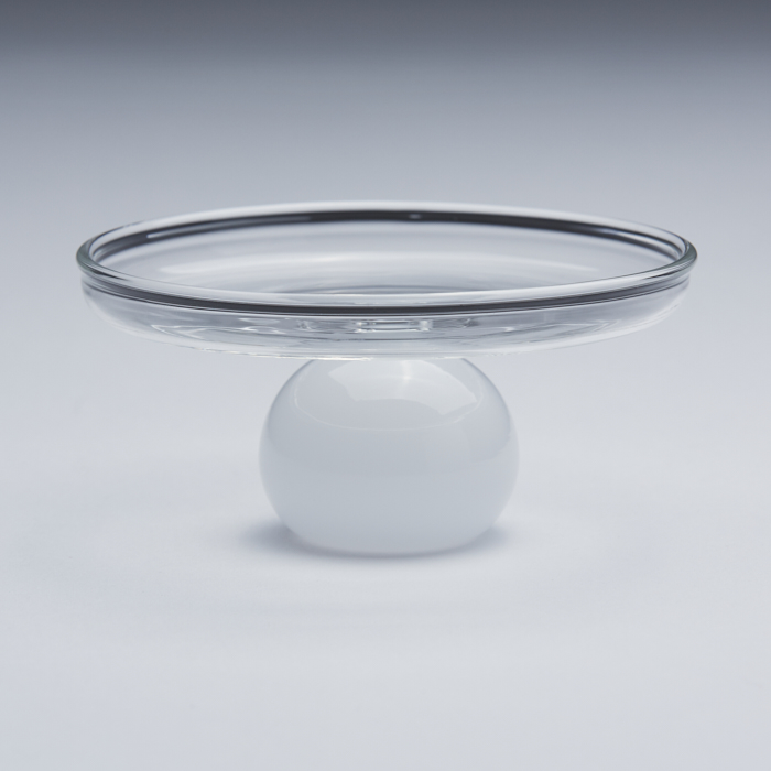 White Pearl Mini Pastry Stand